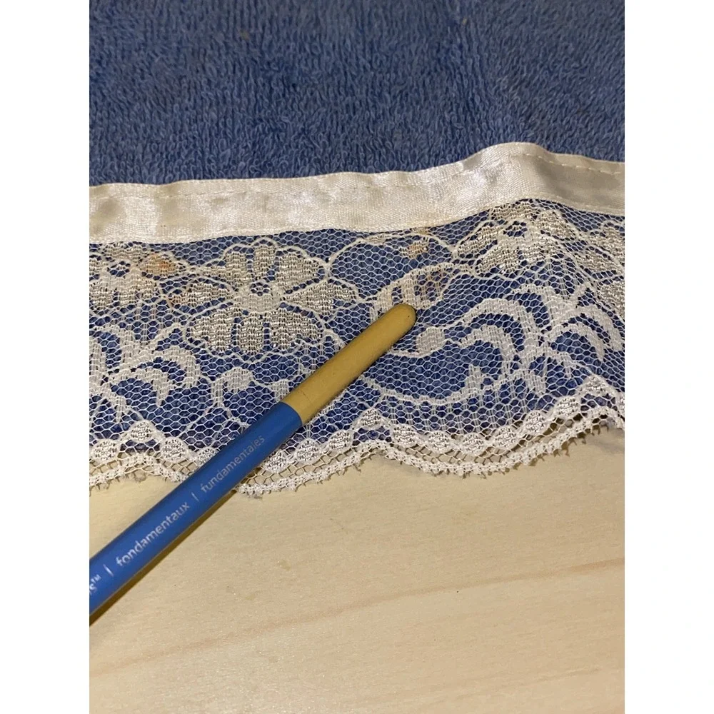 Dundee Blue Lace & Flower 3 Piece Towel Set‎ Vintage USA